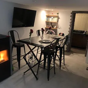 https://superbe-appartement-de-50-m2-avec-jacuzzi.hotels-rhonealpes.com