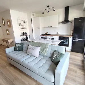 https://studio-avec-coin-nuit-roquebrune-cap-martin.fr-provencehotel.com